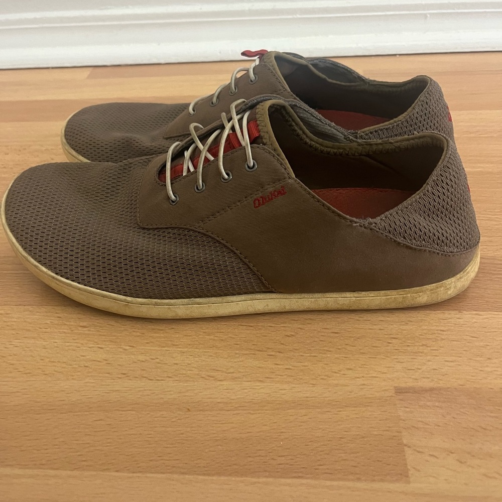 Olukai Men Shoes size 11
